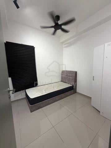 Single Room 📍D’Vervain Residence, Damansara Perdana 1