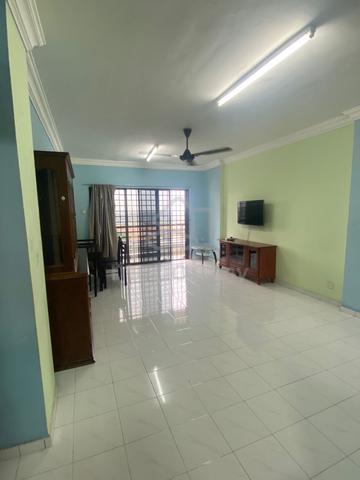 Seri Mutiara Apartments (Seri Alam) 1