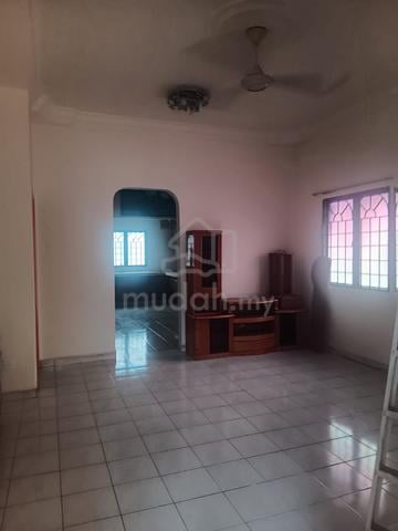 2 story house puchong prima fo rent 1
