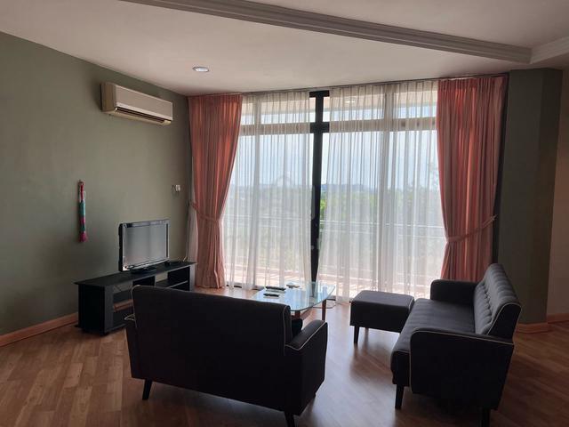 Village Grove Condominium 1