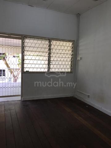 Island Park Taman Guan Joo Seng BU-2000sf 4-Bedrooms 2-Storey Terrace 1