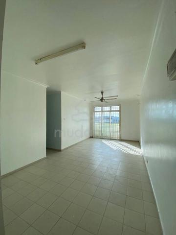 Lake View Suites 1