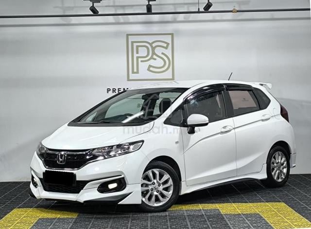 2020 Honda JAZZ 1.5 E Reverse camera / Warranty - 1