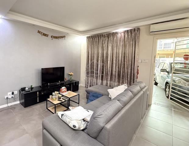 Taman Bukit Pulutan Double Storey Terrace House | Fully Furnished 1