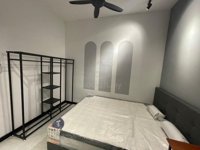 Neu Suites, Japan Nipah 1