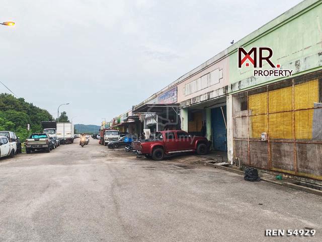 CORNER LOT Single Storey Shop Lot Taman Kelisa Ria FOR SALE 1
