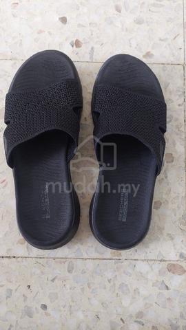 Skechers Original Size EU39 (26cm) | Baru Pakai - photo 4 of 4