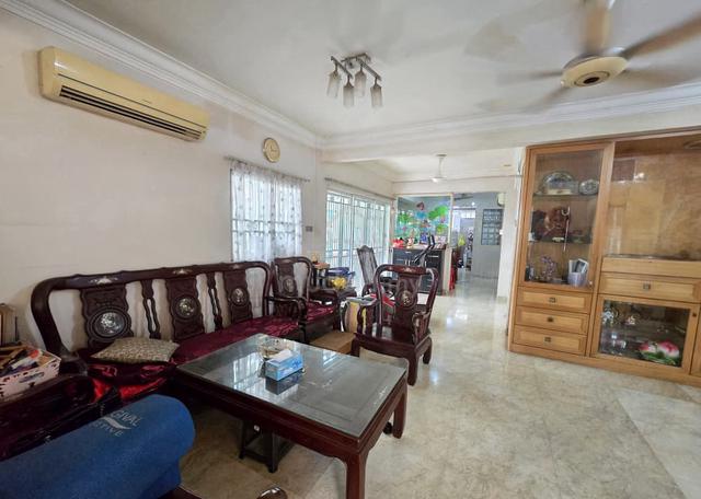 Taman megah kepong endlot 2 storey many parking freehold guarded for 1