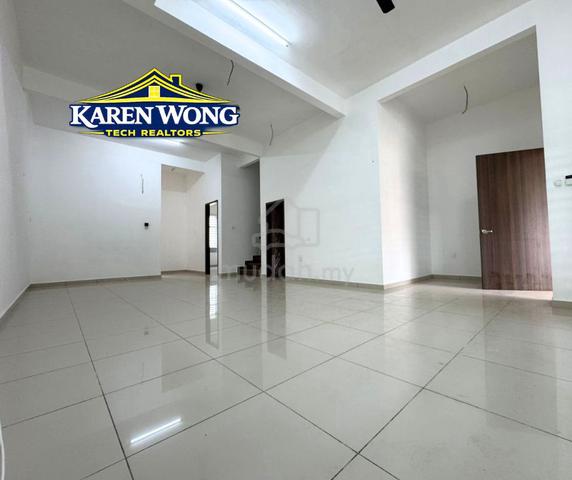 ใNext to PLAYGROUND๐๐ฅใSP SAUJANA EXTENDED BALCONY 2 Storey Terrace 1