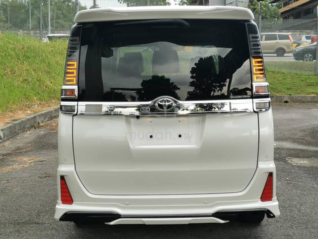 BIGSALE✅2021 Toyota VOXY 2.0 ZS KIRAMEKI 3 Bodykit - 4