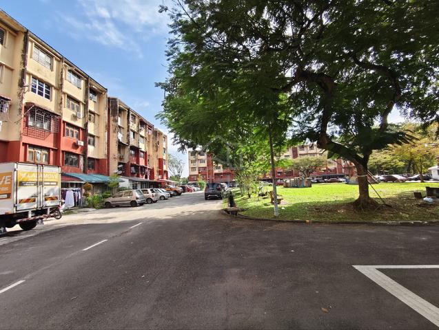 Flat PKNS Seksyen 19 Shah Alam 1