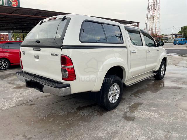 2015 Toyota HILUX 2.5 G VNT DOUBLE CAB(A)FULL LOAN - 4