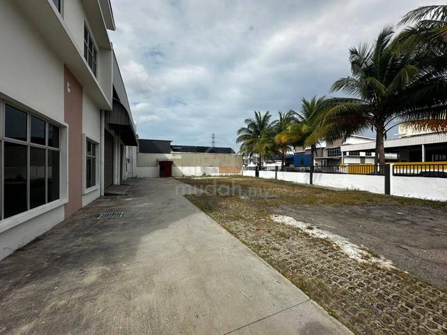 Lagenda Industrial Park 1.5 Storey Corner Cluster factory ,Kulai 1
