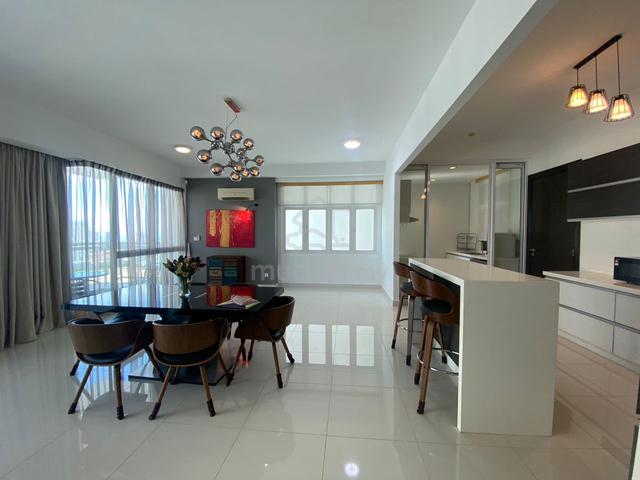 Gurney Paragon 1