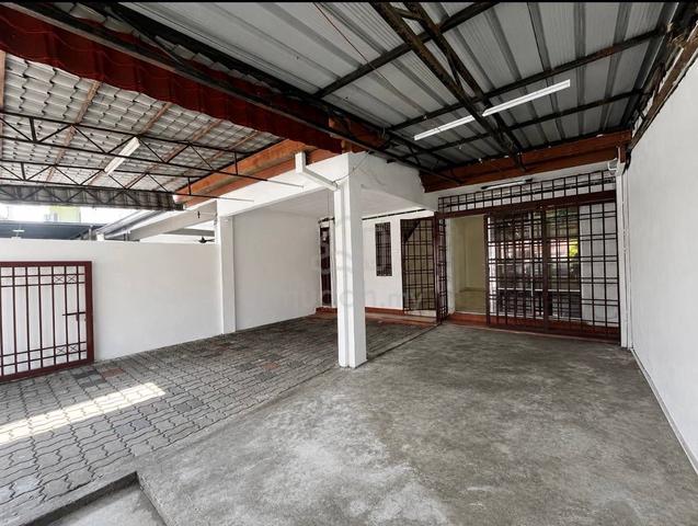 Double Storey Terrace House 1