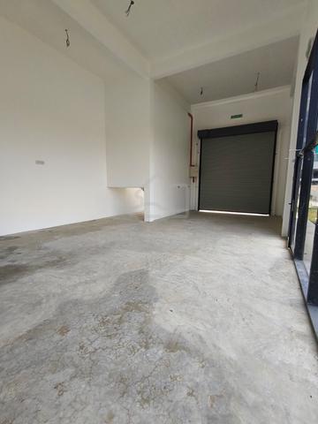 Penampang Donggongon Avenue I Park Plaza Inovasi Industrial Corner uni 3
