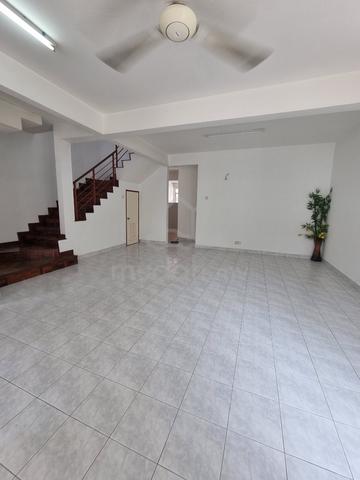 2 Sty Terrace House Putra Tropika, Bandar Sri Putra, Bukit Mahkota 1