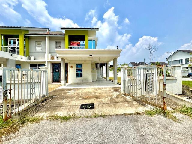 Corner Lot ‼️Renovated💥2 Storey Semi D Cluster,Alam Suria,Puncak Alam 1