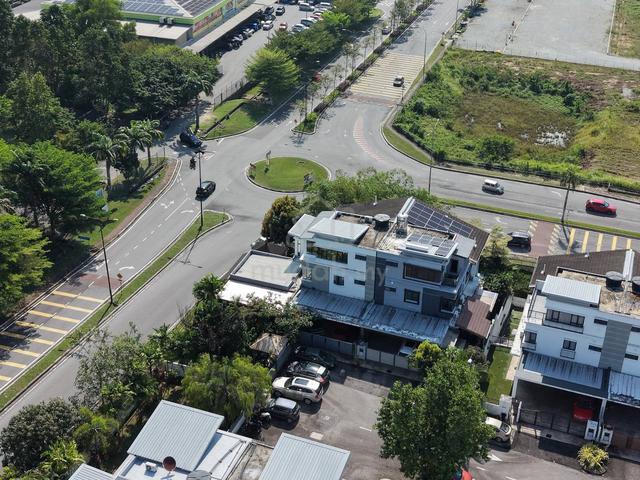 FULLY RENOVATED 🔥LUXURY CORNER LOT Semi-D Saujana Palma Residence 1