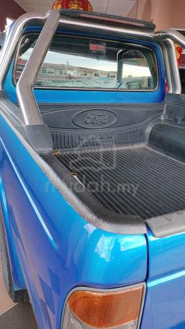 2002 Ford RANGER 2.5 D (M) - 4