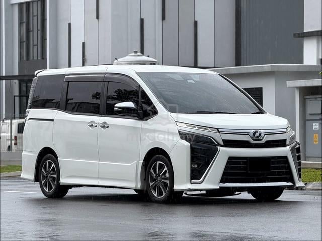 -2018 Toyota VOXY 2.0 ZS KIRAMEKI (A) MPV 7 Seater - 4