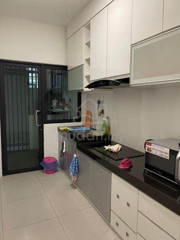 deLOFTS Residence 3