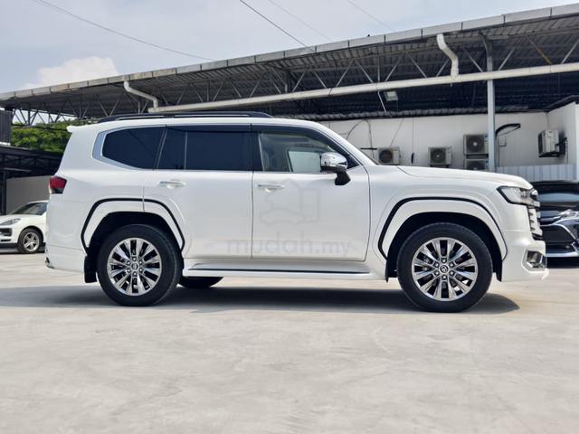 2023 Toyota Land Cruiser ZX - 4