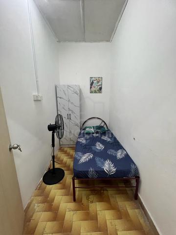 Non Sharing Near UTM -Sri Pulai-Taman Teratai, Pulai Perdana Skudai 3