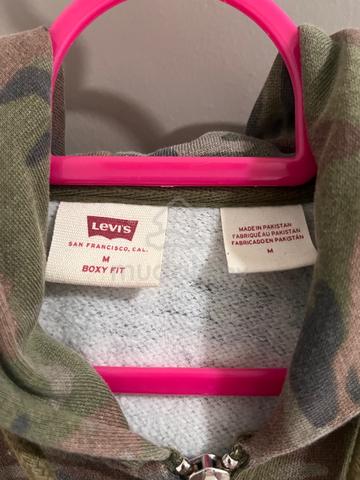 Levi’s Sweater Camouflage - photo 3 of 3