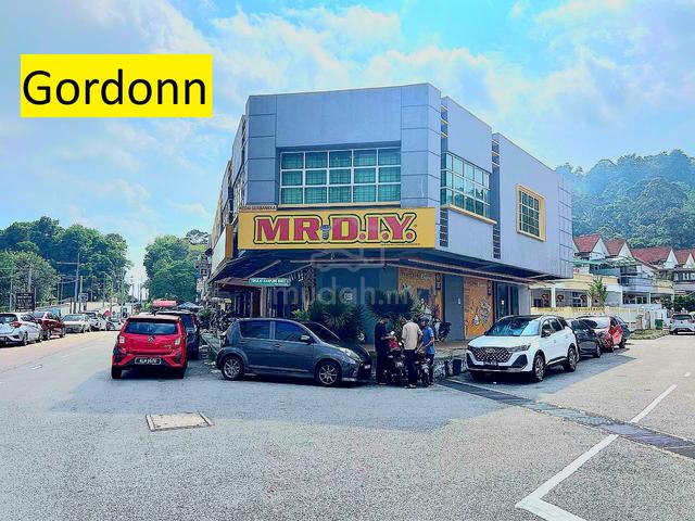 Teluk Kumbar, 2 sty Corner Commercial shop, 2250sqft, Bayan Lepas 1