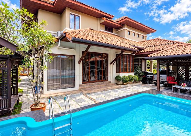 SPACIOUS Double Storey BUNGALOW Jalan PJU Laman Ara Ara Damansara 1
