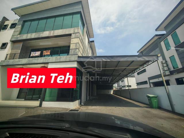 3 Sty Semi D Light Industrial Factory Rent at Permatang Tinggi 1