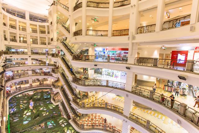 Berjaya Time Square Cheapest Unit with High Traffic Crowd 1