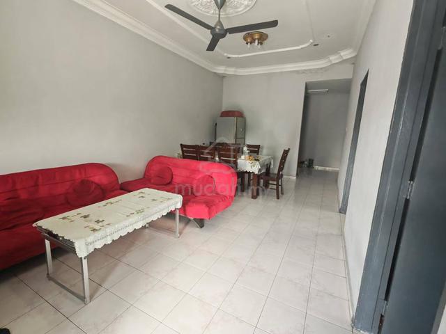 1-Sty Terrace Jalan Pahlawan Tun Aminah, 22x70, 3 Bed 2 Bath 1