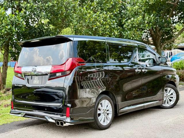 ON THE ROAD 2015 Toyota ALPHARD 2.5 (A) - 5
