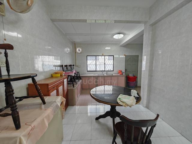 Nusa Jaya Mas CORNER 5 Bedroom near Nusa Bestari Seri Orkid Tun Aminah 4