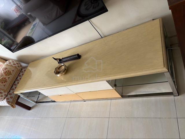 TV cabinet - photo 2 of 3