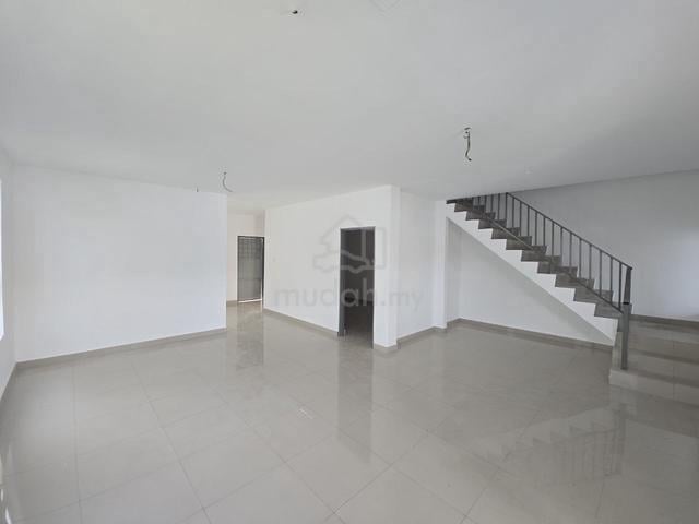 NEW ! Freehold ,Bumi Lot @ Kuala kangsar / Double Storey Semi-D 1