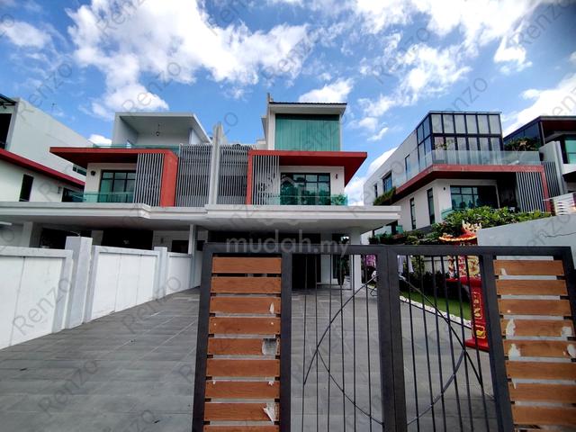 IPOH Golf View 3 Storey SemiD Fully Renovated Taman Golf Perak 1