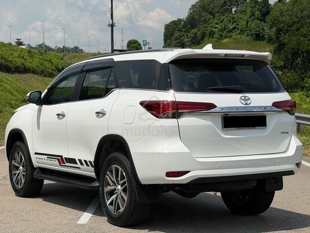 TOYOTA FORTUNER 2.7 SRZ (a) 360 / POWERBOOT / 2018 - 2