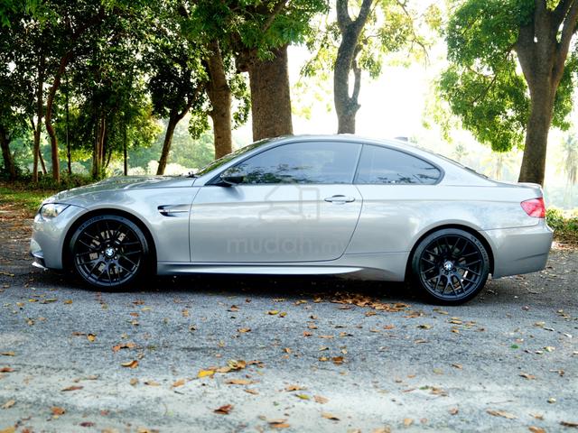 BMW M3 (e92) 4.0 V8 - 5