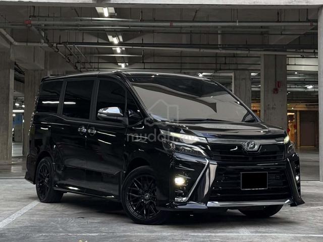2019 Toyota VOXY 2.0 ZS KIRAMEKI II (A) - 1