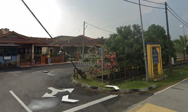 Jenjarom Telok Panglima Garang , Taman Bentara Single Storey House 1