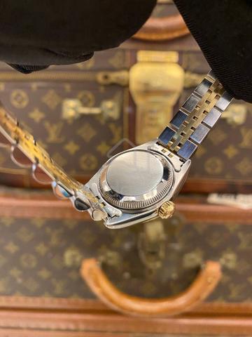 Carousel Image