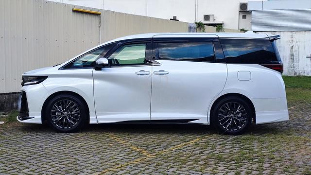 2024 Toyota VELLFIRE 2.4 Z PREMIER FULL SPEC (5A). - 3