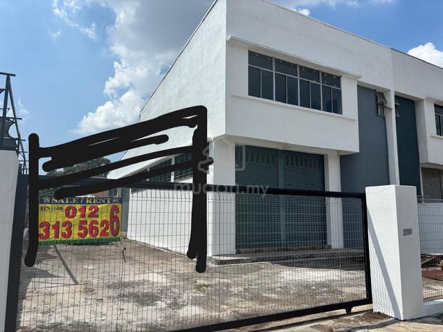 *BUKIT SENTOSA Bukit Beruntung SEMI D FACTORY (Extended unit ) TO LET 1