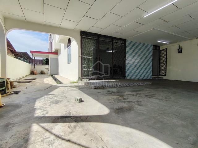 2-Stry Semi-D House Taman Ujong Pasir Melaka Town Area For Sale 1