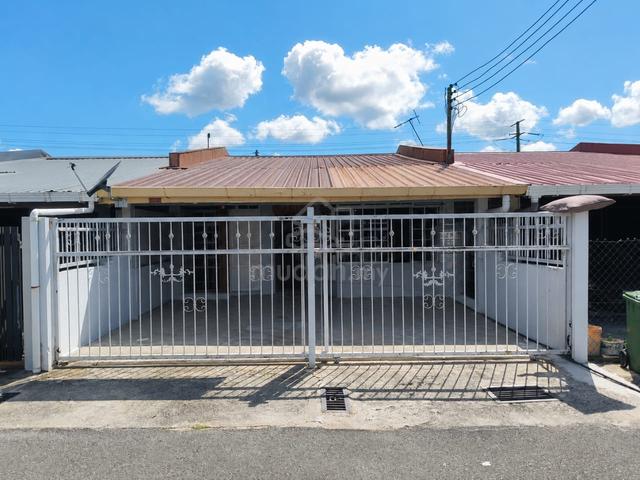 Muara Tabuan Single Storey For Sale Freehold Only One 1