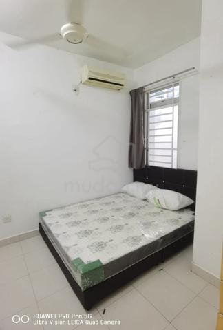 Larkin Height / CW Bus to CIQ-JB / Room 2px / LowDepo / NoAgentFee 1
