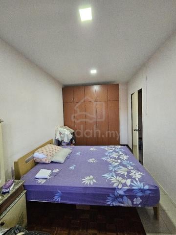 Master room for rent 1